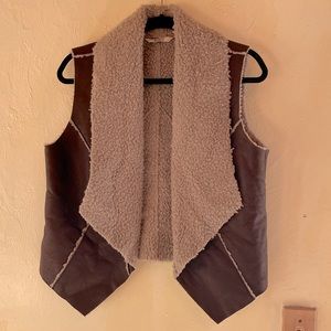 BB Dakota Vest
